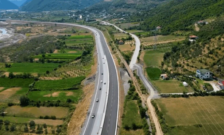 Segmenti strategjik Elbasan-Librazhd, Balluku: Puna po avancon ndjeshëm në asfaltim, ura dhe veprat inxhinierike