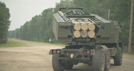 SHBA redukton armët për Ukrainën, Kievi në alarm: Po inkurajoni Rusinë të zgjasë luftën