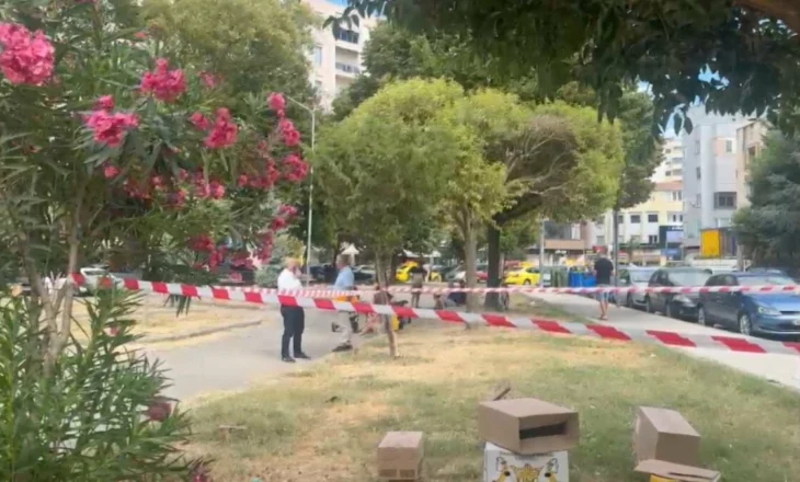 Sherri për lojën e dominove/ Shfaqet i penduar në gjykatë 70-vjeçari që goditi me thikë shokun