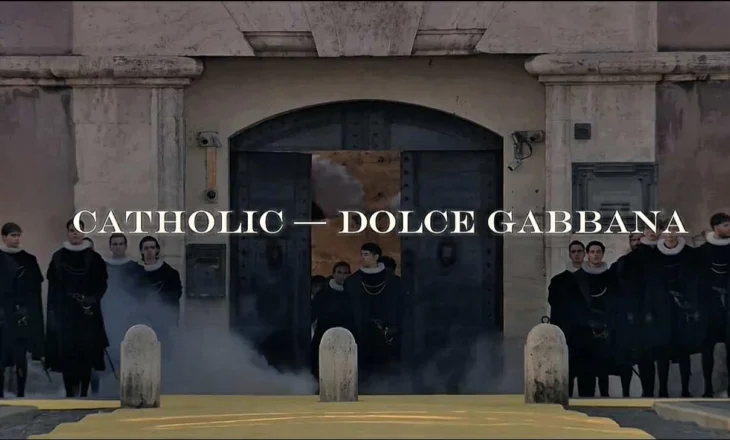 Shfaqja më e fundit e Dolce & Gabbana Alta Sartoria, një spektakël i besimit, modës dhe madhështisë
