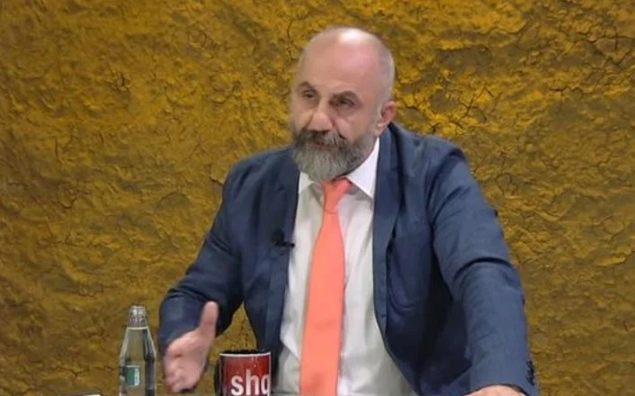 “Shkruaj çfarë të them unë”, Kara tregon prapaskenat e sherrit Meta-Gjokutaj: Të bërtiturat dëgjoheshin deri jashtë