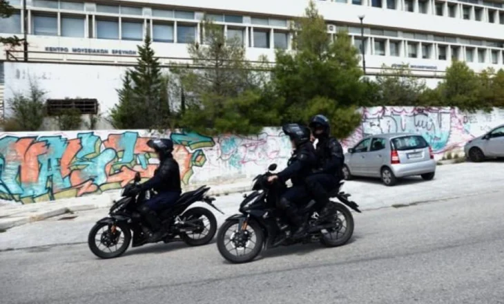 Shqiptarët pjesë e rrjetit të drogës të drejtuar nga polici grek, zbulohen 5 milionë euro në llogari