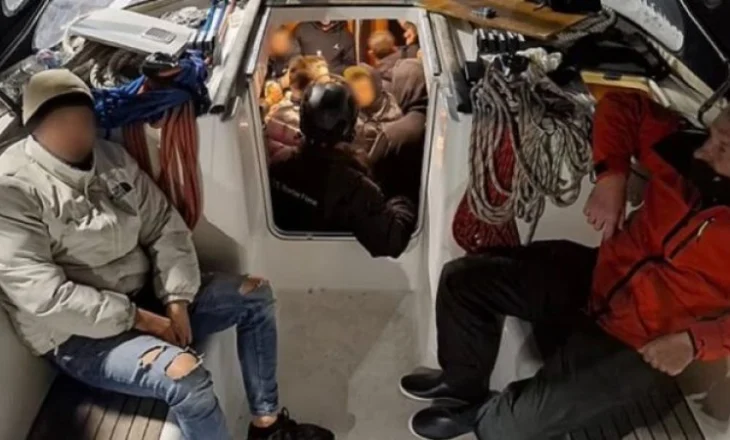 Shqiptari kontrabandonte 21 emigrantë me jaht luksoz, dënohet me 7 vite e 10 muaj burg në Britani