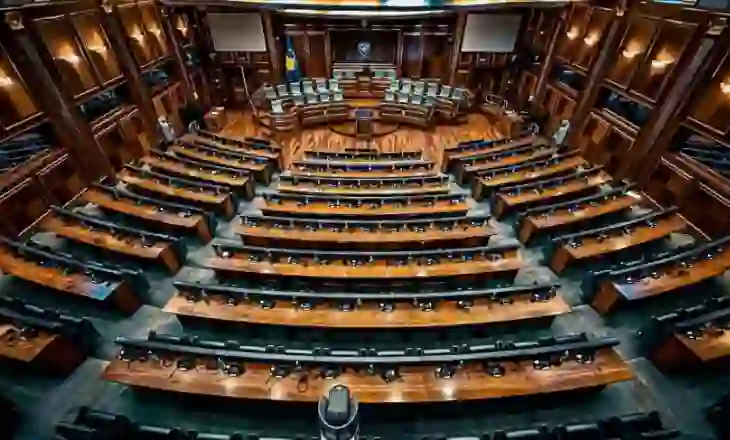 ​Shtatë ditë nga afati i Kushtetueses për konstituimin e Kuvendit, çfarë pritet të ndodhë?