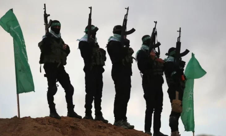 Shtetet arabe “thyejnë heshtjen”, për herë të parë kërkojnë publikisht që Hamasi të dorëzojë armët dhe pushtetin në Gaza