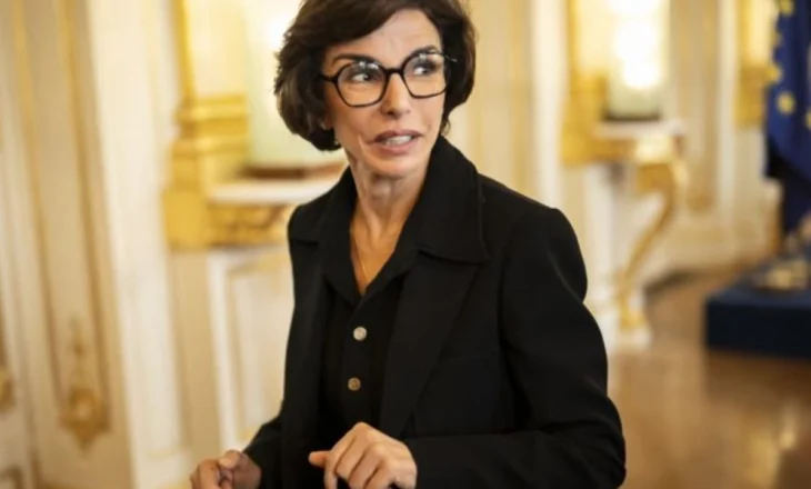 Skandal politik në Francë, ministrja e Kulturës akuzohet për korrupsion dhe abuzim pushteti në kohën kur ishte eurodeputete