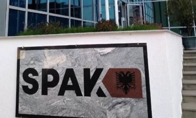 SPAK fut përgjimin online, si në një “big brother” krejt krimi i organizuar dhe zyrtarët. Nuk ka më sekrete në rrjetet sociale…