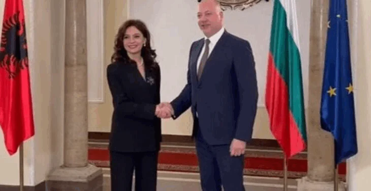 Spiropali nisi vizitën zyrtare në Bullgari me takimin me Kryeministrin Jeliazkov