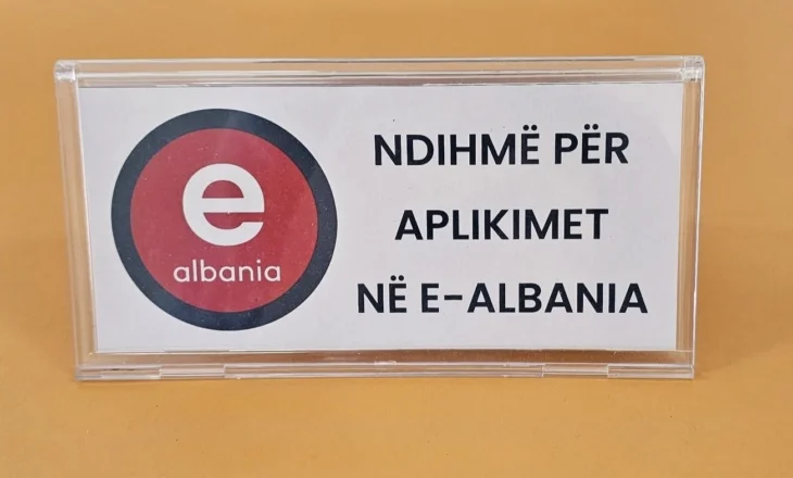 Sportele ndihmëse për e-Albania në Bashkinë Fier dhe njësitë administrative
