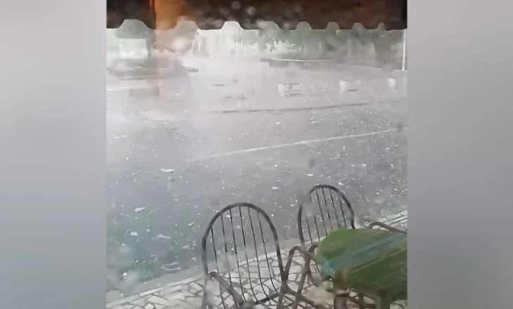 Stuhia godet Bosnje Hercegovinën, dëme të mëdha materiale dhe panik mes banorëve