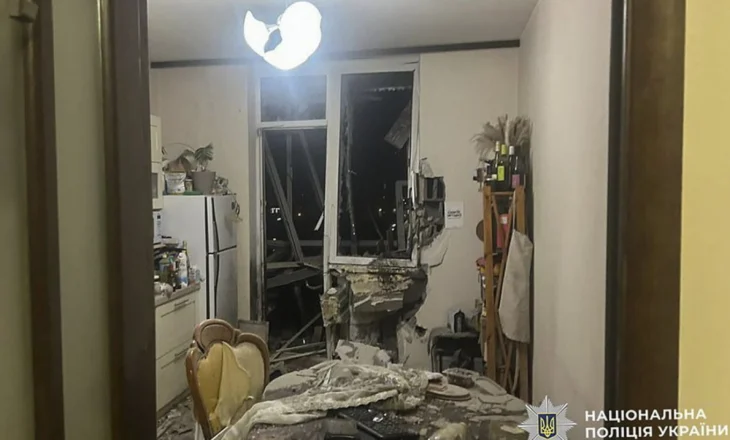 Sulm rus gjatë natës/ Tetë të plagosur në Kiev, përfshirë një fëmijë 3-vjeçar