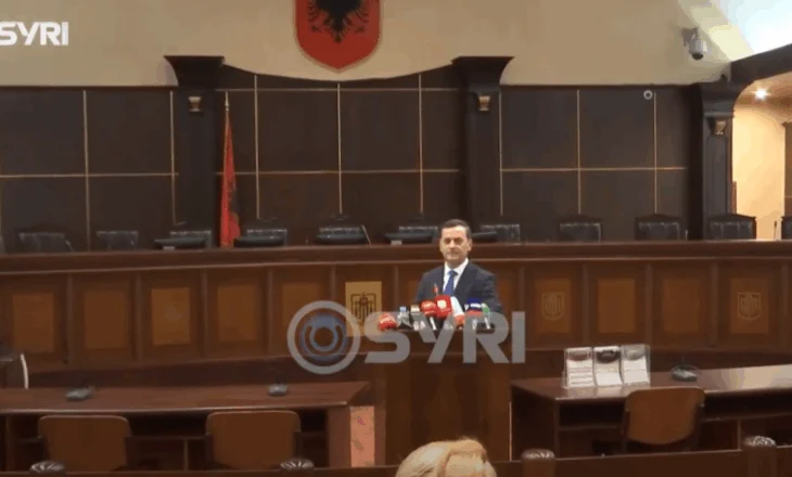 SYRI TV/ KE shuplakë Sokol Sadushit e Bajram Begajt, synohet rrëmbim mandatesh të gjyqtarëve