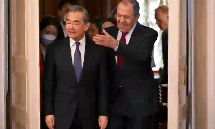 Takimi Lavrov- Wang Yi, diskutohen marrëdhëniet me SHBA-në dhe zgjidhja e çështjes ukrainase