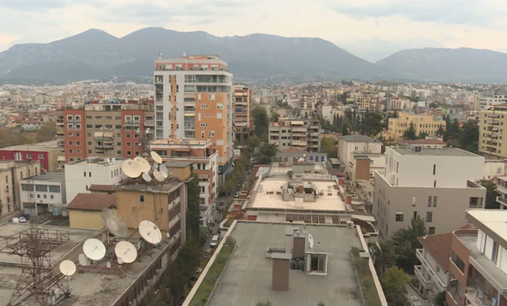 Taksa e re për shtëpitë e dyta/ Eksperti Imobiliar: Kush i mban banesat bosh do detyrohet t’i shesë, mund të sjellë rënie çmimesh