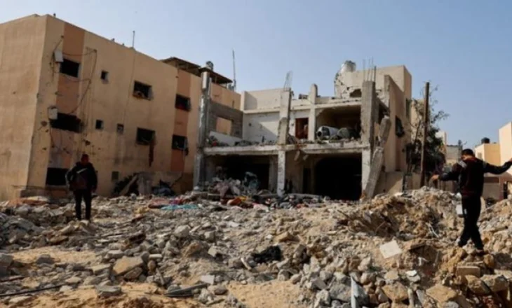 Të paktën 35 palestinezë të vrarë në sulmet izraelite në Gaza, negociatat për armëpushim vazhdojnë në Doha