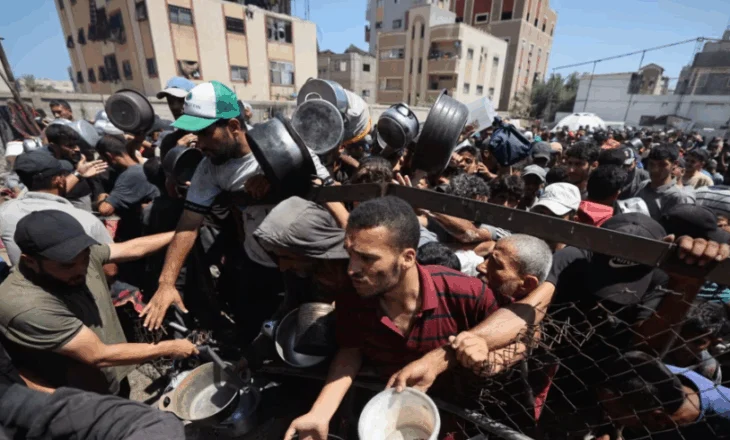 Të paktën 73 palestinezë të vrarë teksa po tentonin të merrnin ndihma