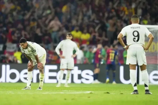 Te Reali nuk ndihet “rehat”, Man. City, Arsenal dhe Liverpool në garë për yllin madrilen