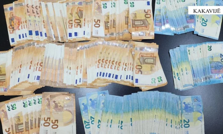 Tentoi të nxirrte rreth 48 mijë euro nga Shqipëria pa i deklaruar, arrestohet 54-vjeçari në Kakavijë