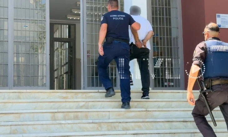 Tentoi të rrëmbente 4-vjeçaren nga krahët e të ëmës/ Dënohet me burg shqiptari në Greqi
