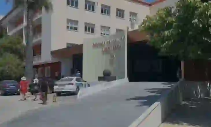 Tentoi të vriste veten me plumb në kokë/ Zbardhen detaje nga ngjarja e rëndë në Vlorë, ja si është gjendja e të miturës
