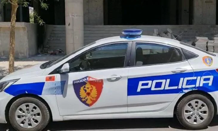 Theu arrestin e shtëpisë dhe kanosi me thikë një qytetar, arrestohet 36-vjeçari në Vlorë