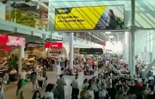 TIA: Mbi 1 milion pasagjerë vetëm në qershor
