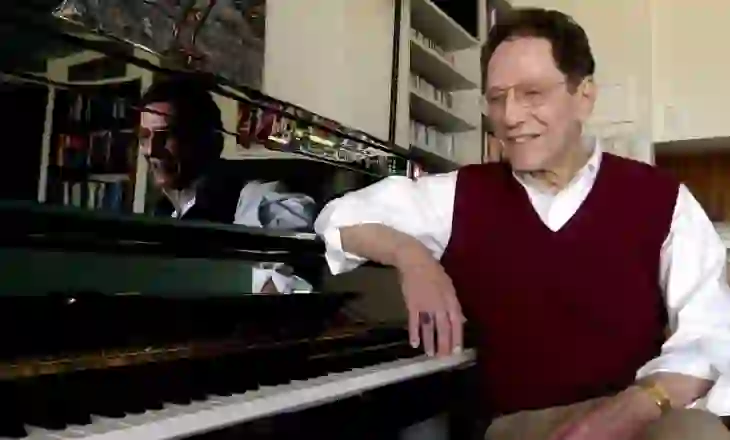Tom Lehrer, satiristi i famshëm amerikan, ndërron jetë në moshën 97 vjeçare