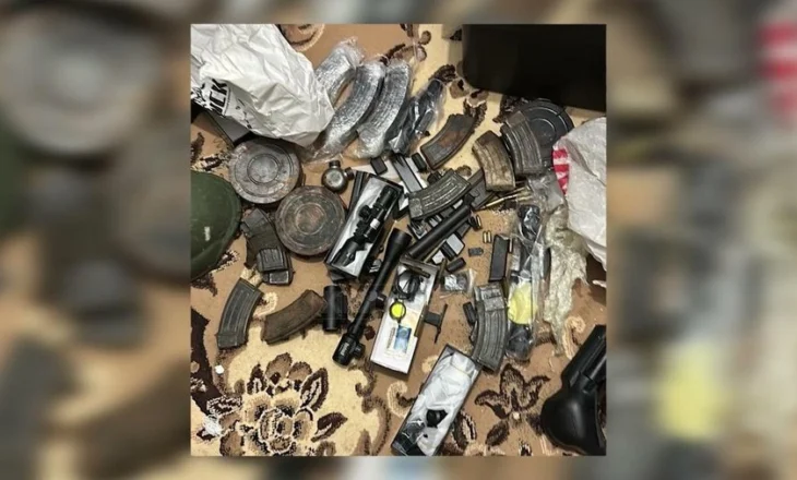 Trafik armësh drejt Mbretërisë së Bashkuar, dërgohen për gjykim anëtarët e grupit
