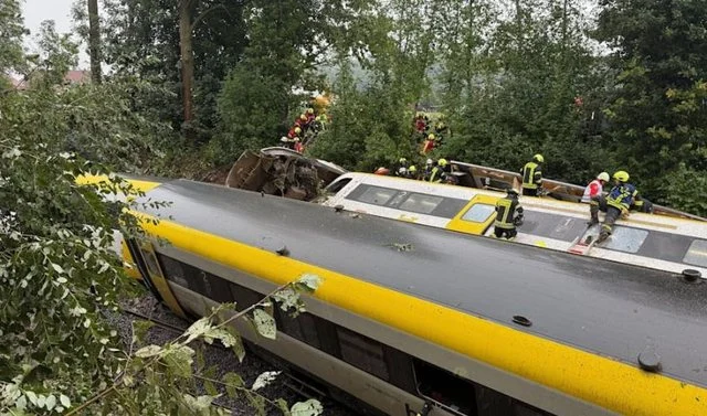 Tragjedi në Gjermani, treni del nga shinat, disa të vde*ur dhe të plago*ur