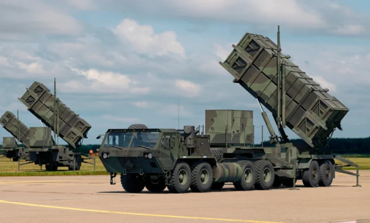 Trump e “armatos” Ukrainën me raketa Patriot, Tomahawk dhe Atacam që mund të godasin deri në Moskë
