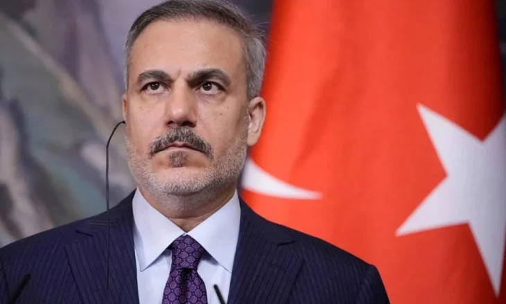 Turqia kërcënon Izraelin! Ministri i jashtëm, Fidan: Do të ndërhyjmë nëse tentohet ndarja e Sirisë
