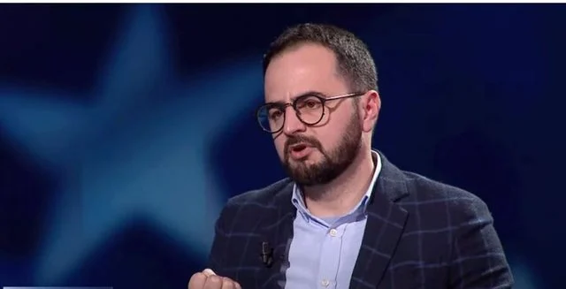 “U duk sikur beteja u bë për rrogën e Lapajt dhe…”/ ‘Përplasja’ politike, flet Endri Shabani: U kërcënova me jetë