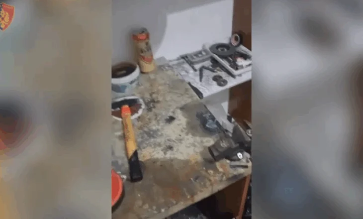 U kap me armë zjarri gati për qitje, 30-vjeçarit i zbulohet punishtja ku prodhonte silenciator! I shiste për kryerje të krimeve kundër personit