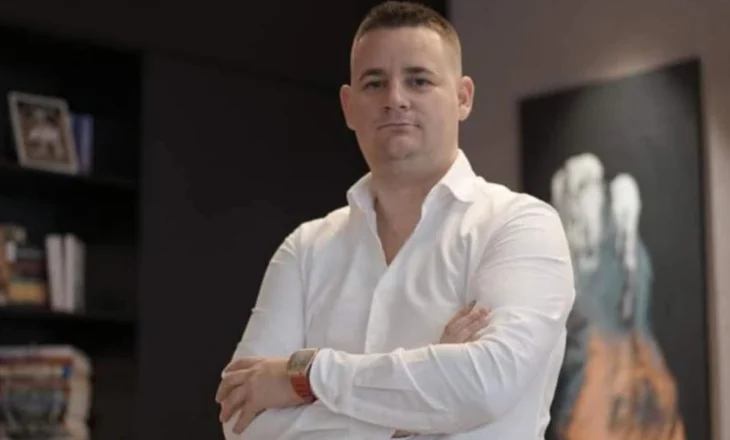 U rrah brutalisht nga pronari i lokalit me shtesën pa leje, biznesmeni Kasaj: Sulm i organizuar, erdhën poshtë zyrës sime dhe më goditën me mjete të forta
