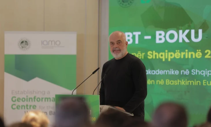 “UBT ka kaluar dy faza, atë të burimit të dijes dhe rrënimit”, Rama: Kur hyje në klasa duhet të kaloje një pazar aktivitetesh tregtare