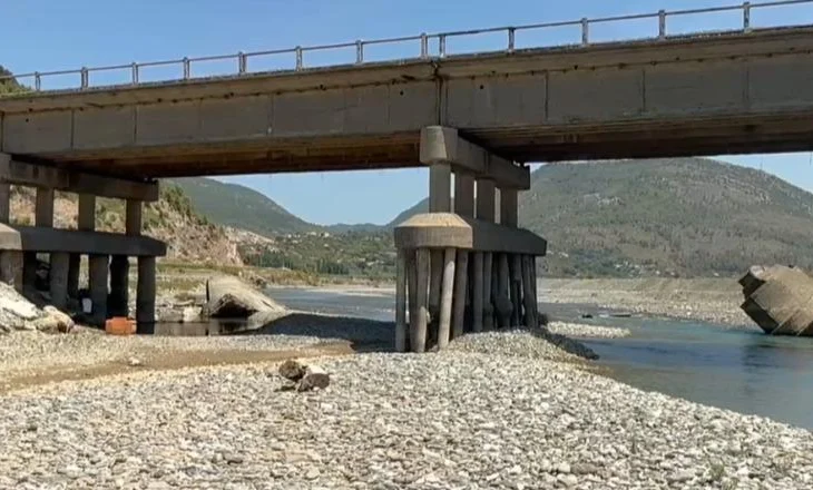 “Ura e Zogut” në Milot mbyllet përfundimisht! Rreziku nga shembja paralizon qarkullimin