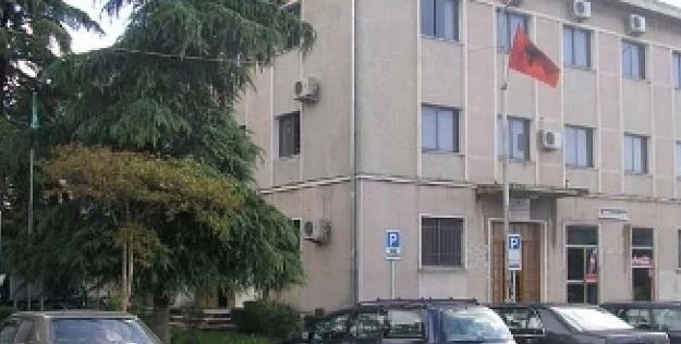 Urdhri i Ramës apo hetimet për inceneratorin? Çfarë i shtyu nënkryetarët e Bashkisë së Elbasanit të dorëhiqen