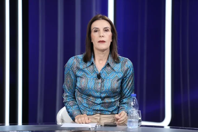 Vajzat e ekraneve “thyejnë” burgjet, Klodiana Lala zbulon detajet: Njëra hynte çdo javë dhe takonte bosin e…