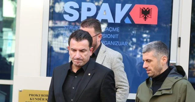 Veliaj zyrtarisht i pandehur për “korrupsion”, “pastrim parash” dhe “fshehje pasurie”, Rama po përgatit shkarkimin…