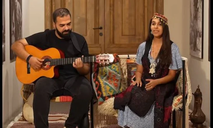 VIDEO / Britanikja emocionon duke kënduar shqip, Rama: Shqiptar bëhesh edhe me zemër