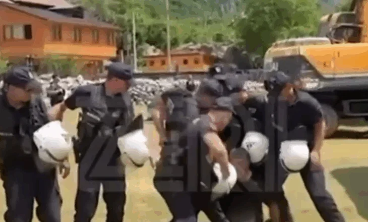VIDEO/ Eskalon sërish situata në Theth! Efektivët përplasen fizikisht me qytetarin me aftësi të veçanta