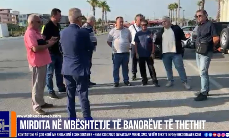 VIDEO – “Mirdita solidarizohet me Dukagjinin”, një grup aktivistësh nisen drejt Thethit për mbështetje…