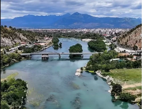 VIDEO / Rama: Buna rrjedh e lirë pas përfundimit të fazës së dytë të pastrimit në Dajlan
