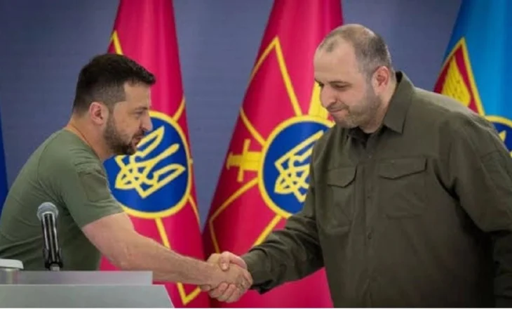 Vijon riorganizimi i qeverisë Zelensky, presidenti ukrainas emëron ish-ministrin e Mbrojtjes si sekretar të këshillit të Sigurisë dhe Mbrojtjes Kombëtare
