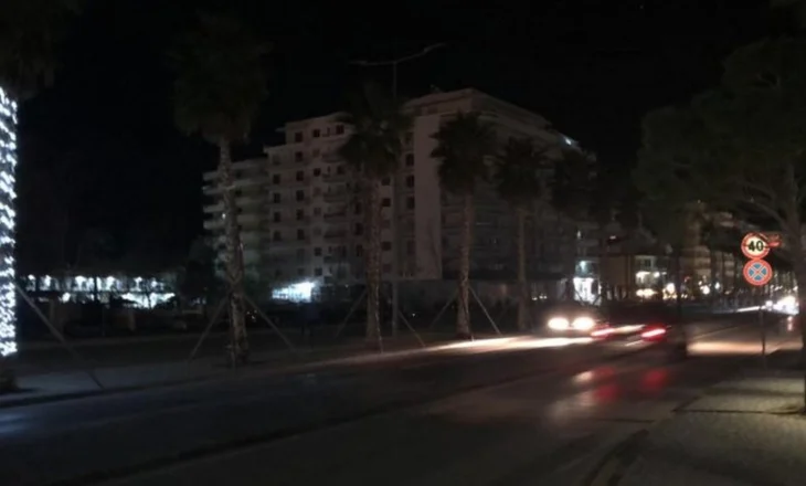 Vlorës i ‘fiken dritat’ në pikun e sezonit! Qyteti në terr prej disa orësh, shqetësim për bizneset turistike