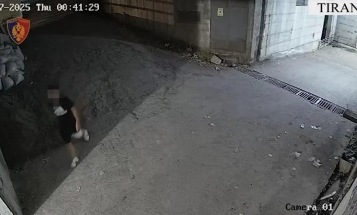 Vodhi një makinë në kryeqytet, policia prangos 28-vjeçarin