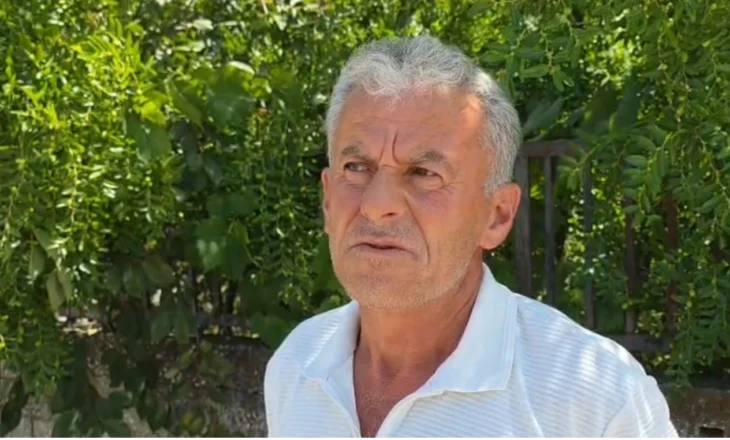 Vrasja në Fier/ Fqinji i viktimës: “E trajtonin shumë keq, nuk i jepnin as para. Flinte vetëm, në një dhomë të vogël”