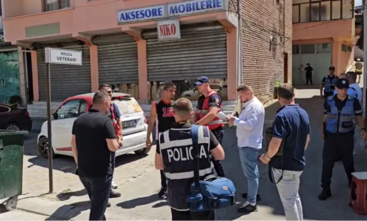 Vrasja në Pogradec/ Autori dyshohet se mbyti gruan me të cilin kishte një romancë, më pas ndezi disa vatra zjarri! Sendet që hodhi në koshin e mbeturinave e nxorën zbuluar