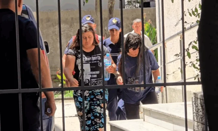 Vrau babain, burg për vajzën, në qeli mbeten edhe bashkëshortja e viktimës si dhe i dashuri i 26-vjeçares