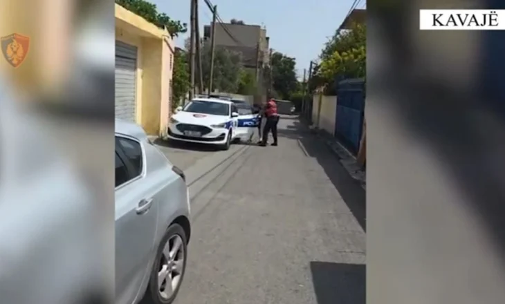 Zbardhen vjedhjet në Kavajë, në pranga dy persona, njëri me precedent penal dhe në kërkim nga Policia